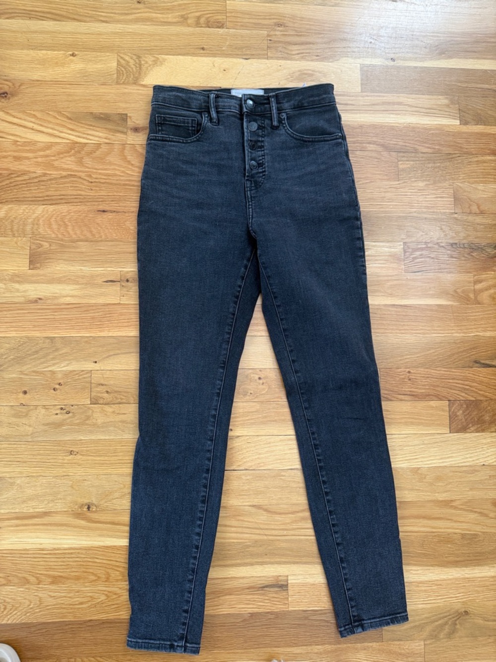 Everlane High-Rise Button-Fly Jeans in Black Wash